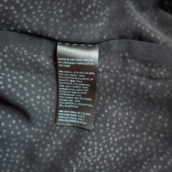 White House Black Market blouse black/white polka dots off the shoulder size Med - Picture 6 of 6